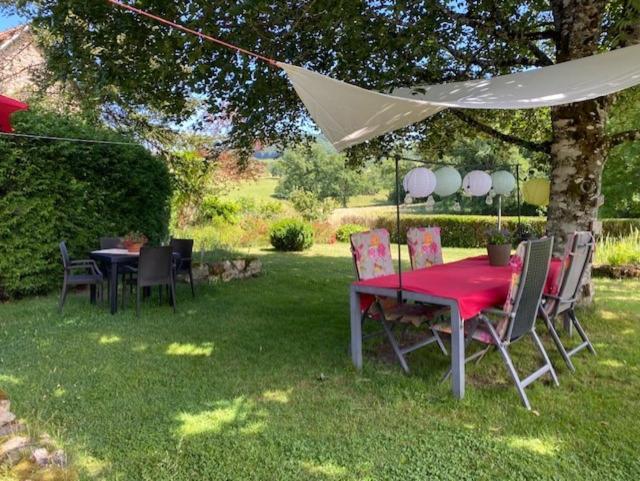 Maison De Campagne Sarroux Kültér fotó